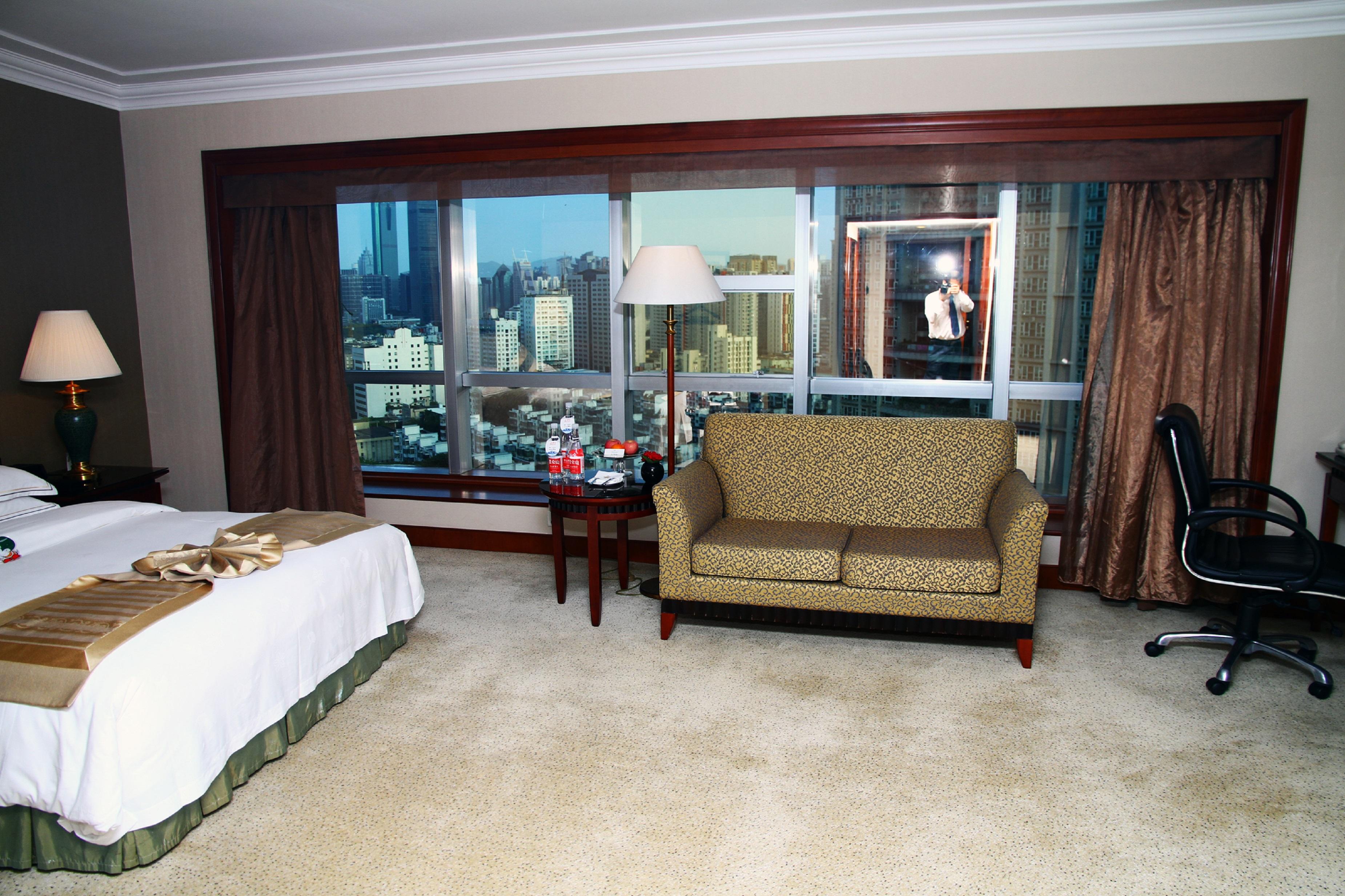 The Pavilion Hotel Sencsen Kültér fotó