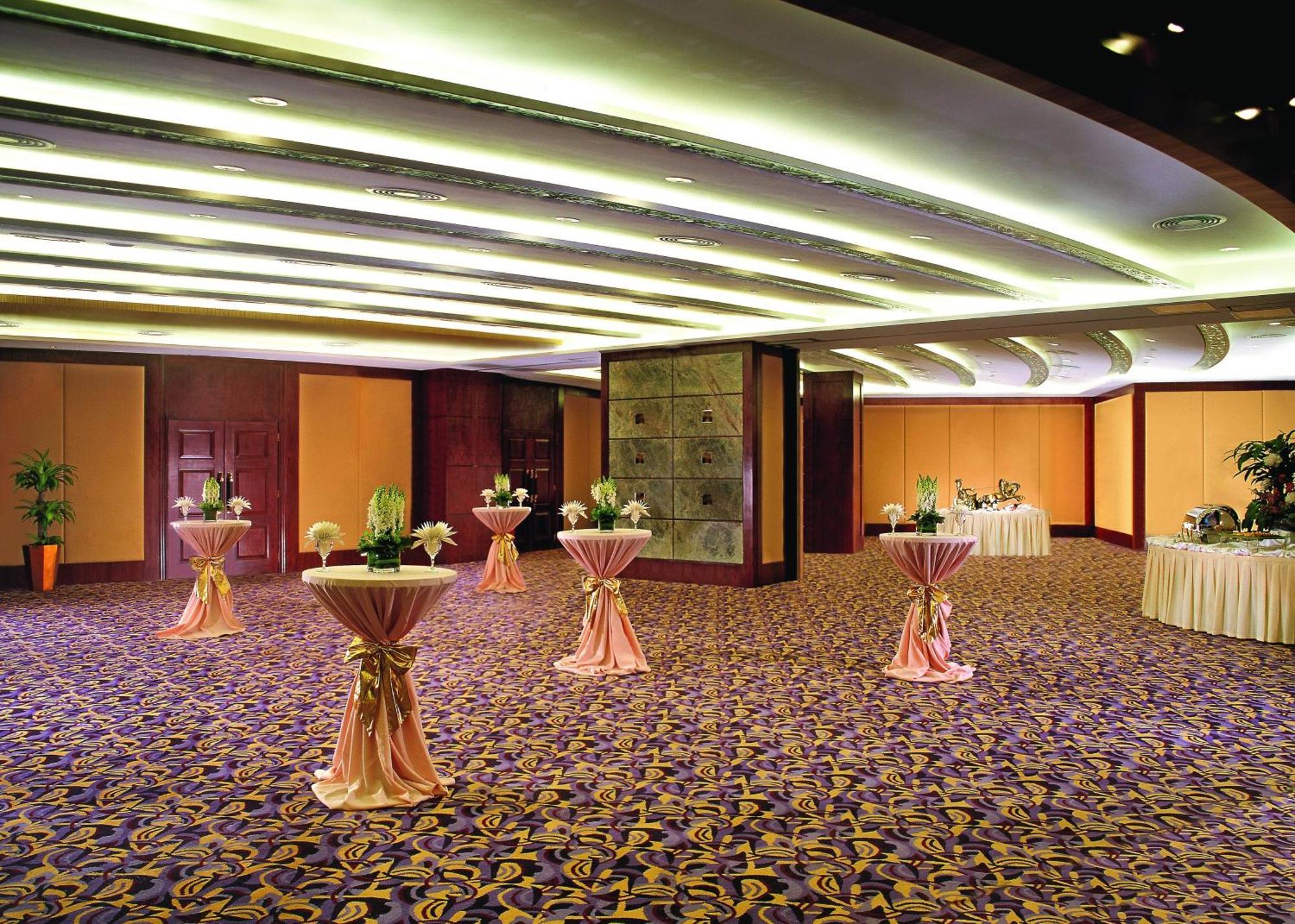 The Pavilion Hotel Sencsen Kültér fotó